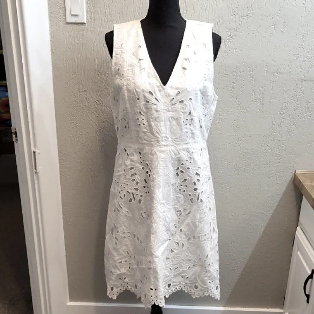 New Theory Jemion E White Embroidered Lace Dress NWT Size 12 - Picture 6 of 15